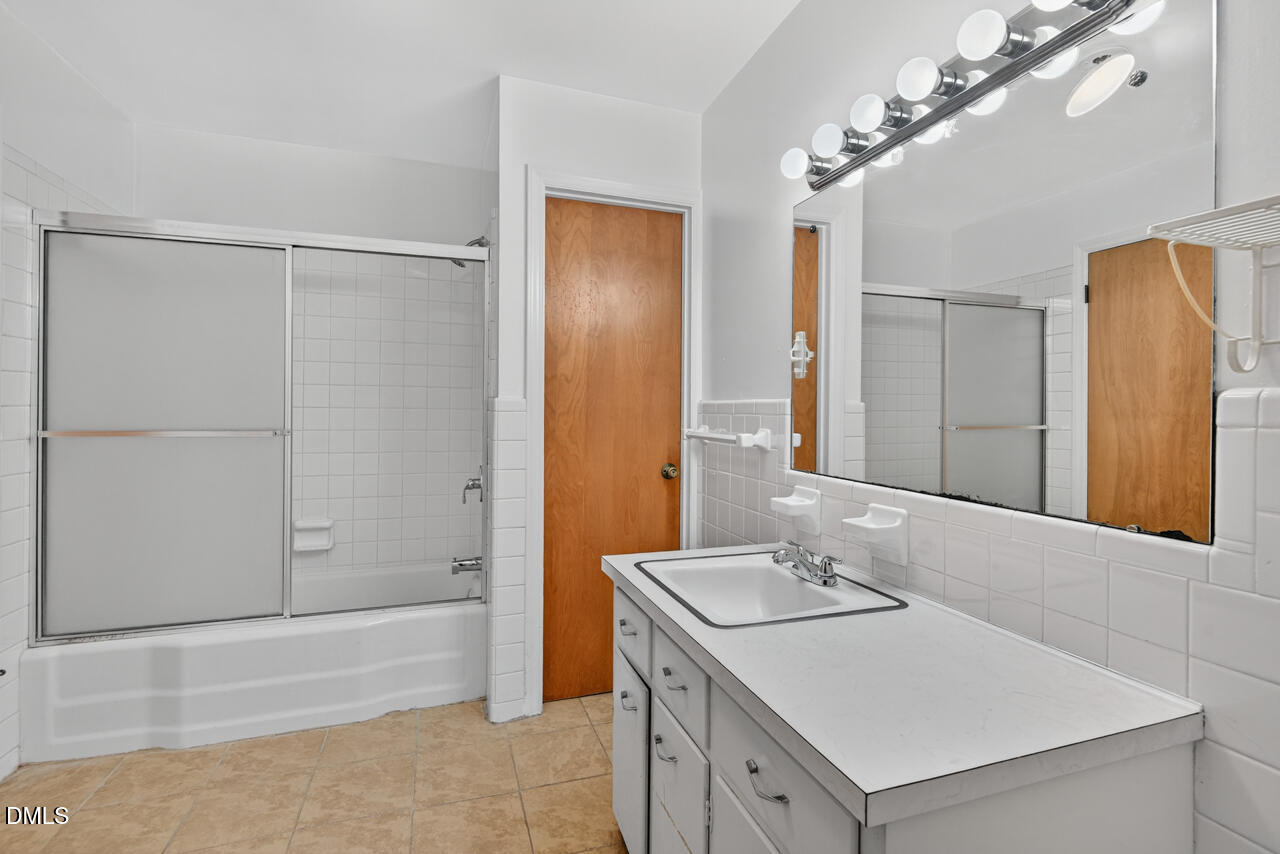 237 Latta Road Durham, NC 27712 - Photo 13 of 26 18