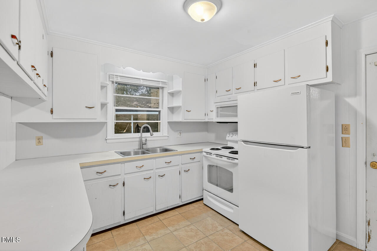 237 Latta Road Durham, NC 27712 - Photo 7 of 26 14