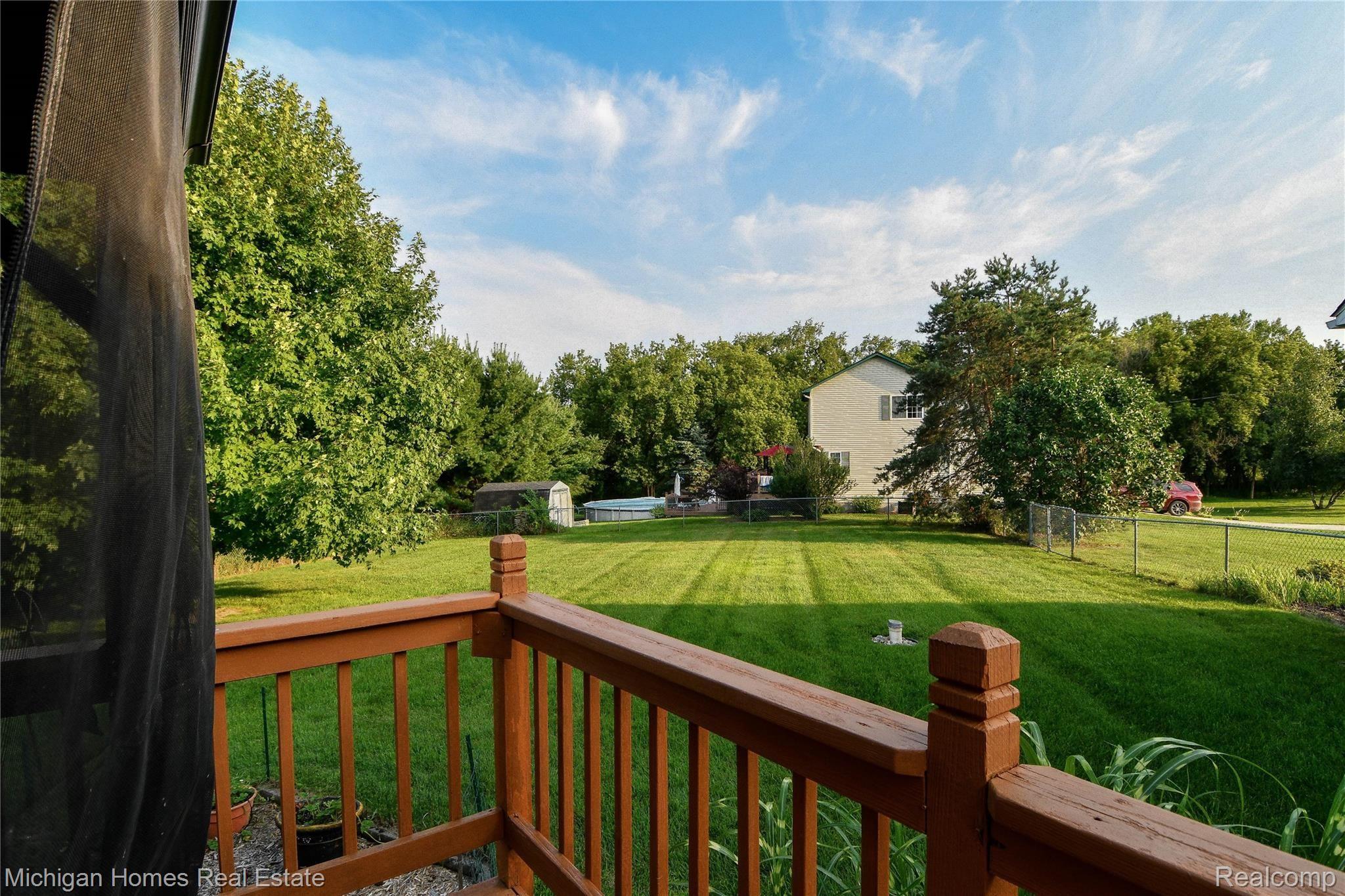 14037 North Hogan Road Linden, MI 48451 - Photo 48 of 67 DSC_1872.jpg