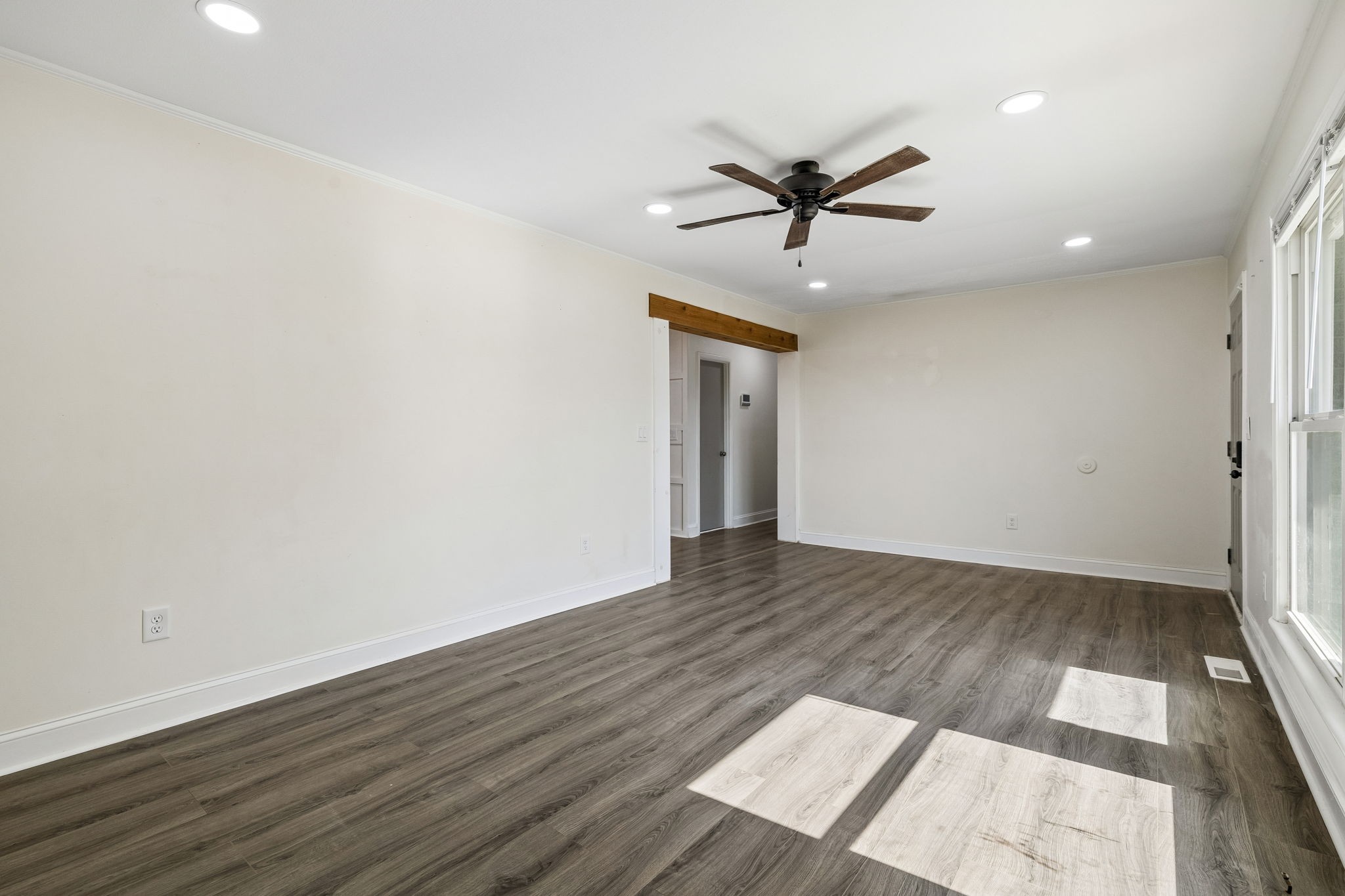 1502 Pinetree Road Clarksville, TN 37042 - Photo 14 of 63 Gallery Image 14