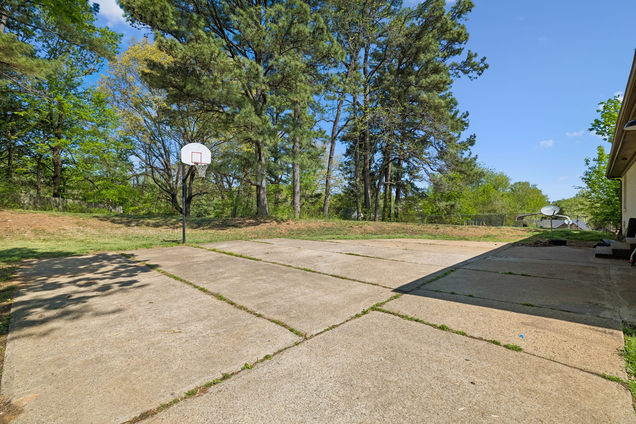 1502 Pinetree Road Clarksville, TN 37042 - Photo 20 of 63 Gallery Image 20