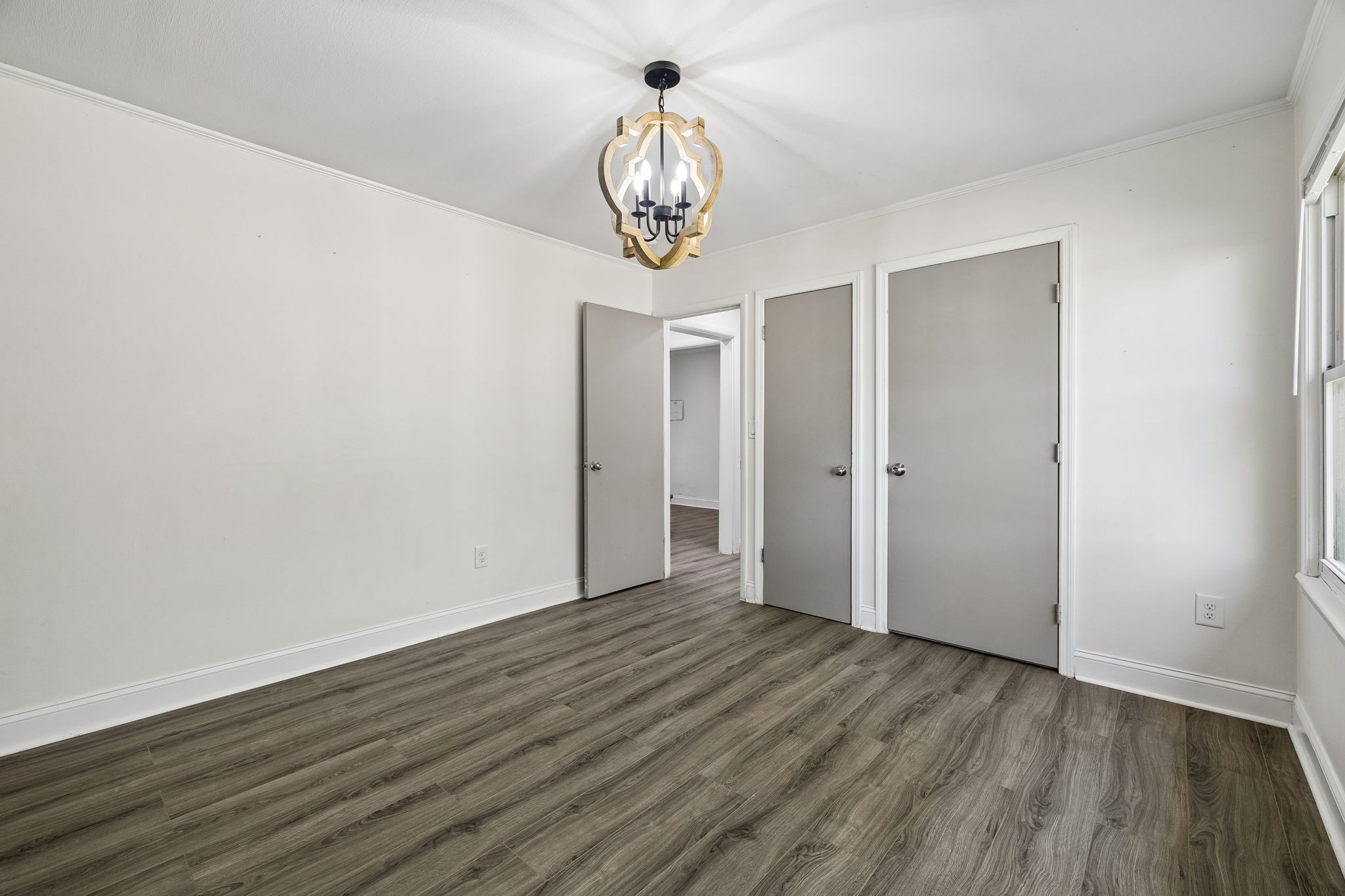 1502 Pinetree Road Clarksville, TN 37042 - Photo 3 of 63 Gallery Image 3