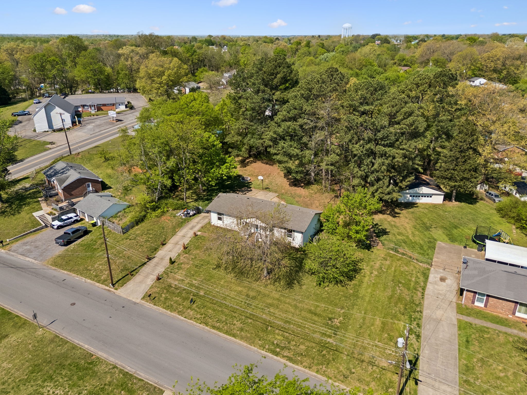 1502 Pinetree Road Clarksville, TN 37042 - Photo 34 of 63 Gallery Image 34