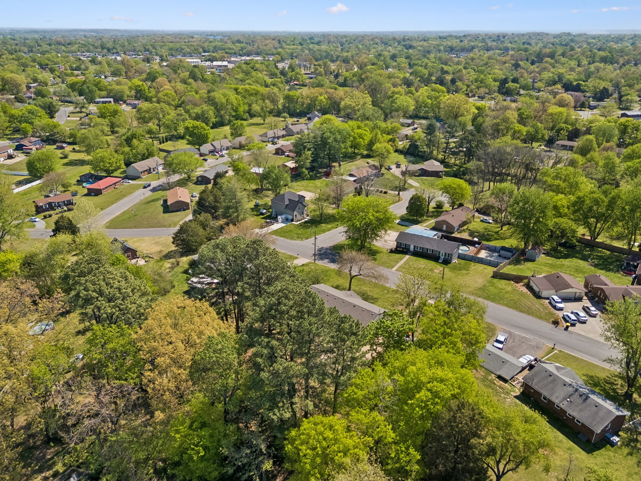 1502 Pinetree Road Clarksville, TN 37042 - Photo 38 of 63 Gallery Image 38