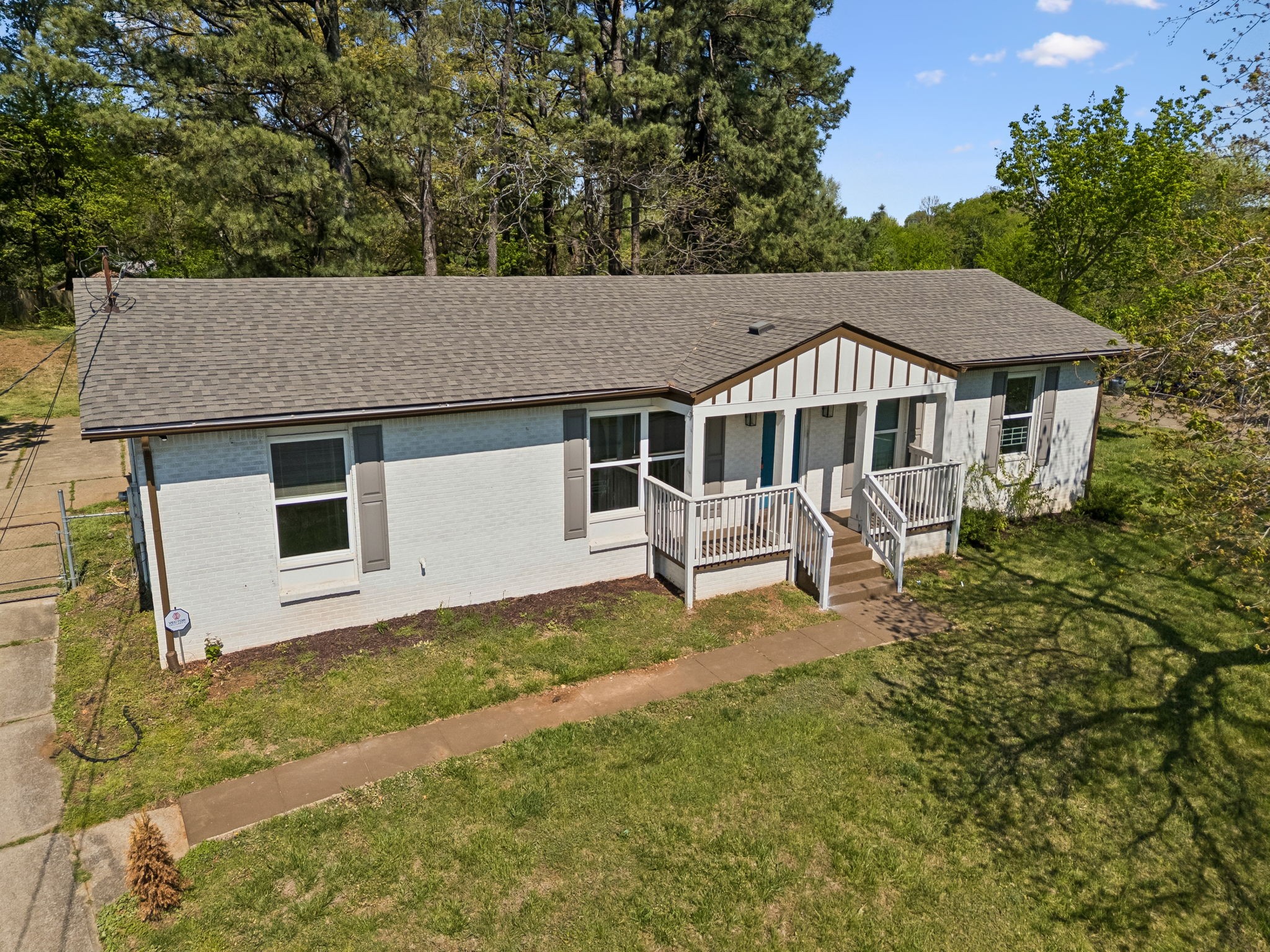 1502 Pinetree Road Clarksville, TN 37042 - Photo 41 of 63 Gallery Image 41