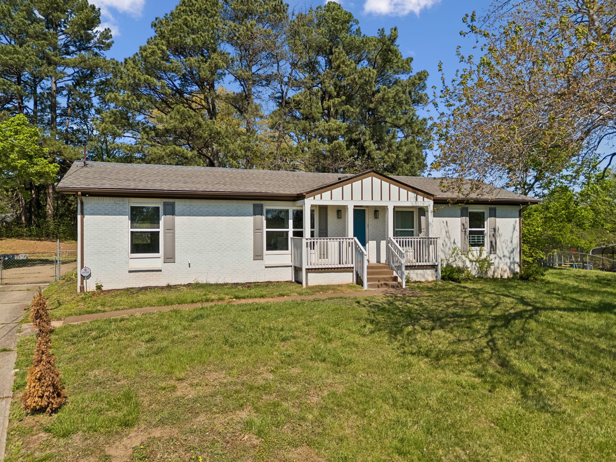 1502 Pinetree Road Clarksville, TN 37042 - Photo 43 of 63 Gallery Image 43