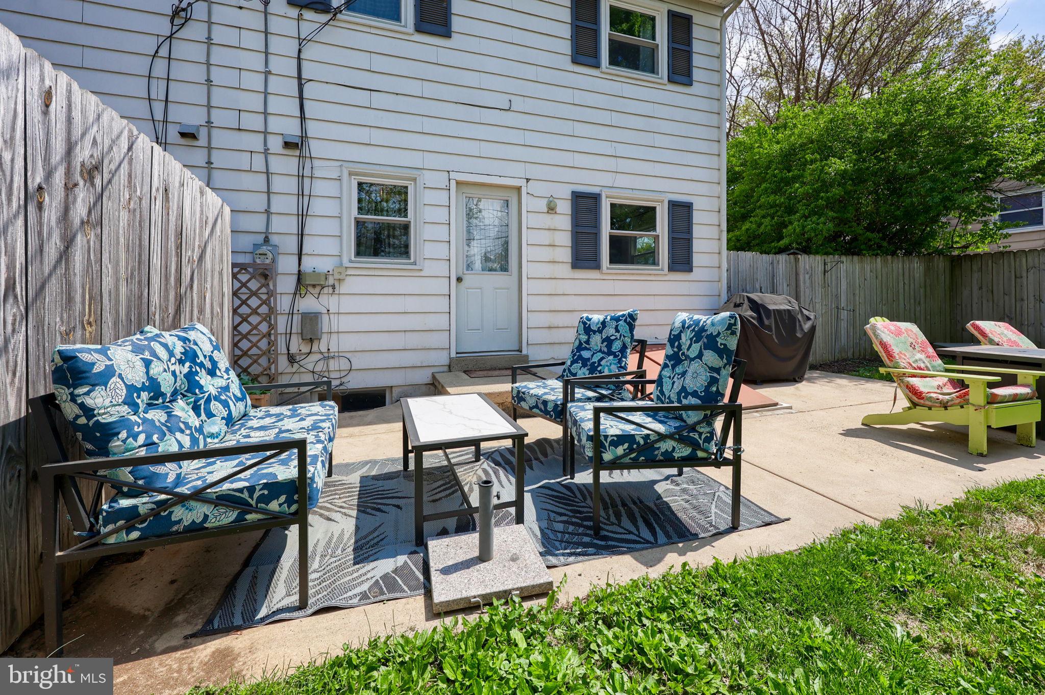 508 West Marion Street Lititz, PA 17543 - Photo 29 of 32 a view of backyard with outdoor seating a patio and plants
