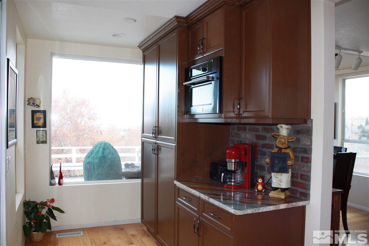 2390 Gold Ridge Drive Reno, NV 89509 - Photo 10 of 24 Photo 10