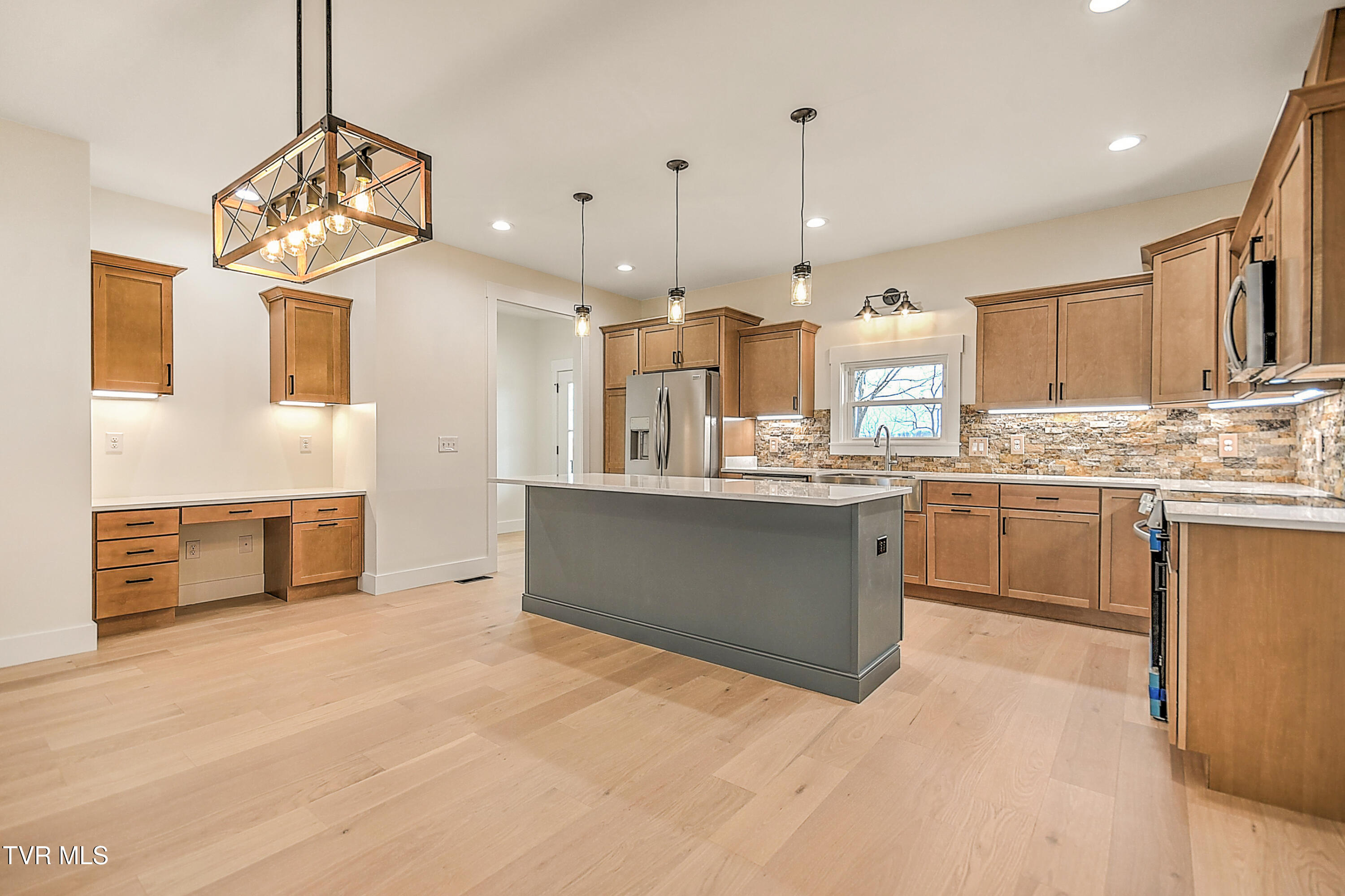 4589 Old Stage Road Kingsport, TN 37664 - Photo 12 of 59 4598 Old Stage SM-8
