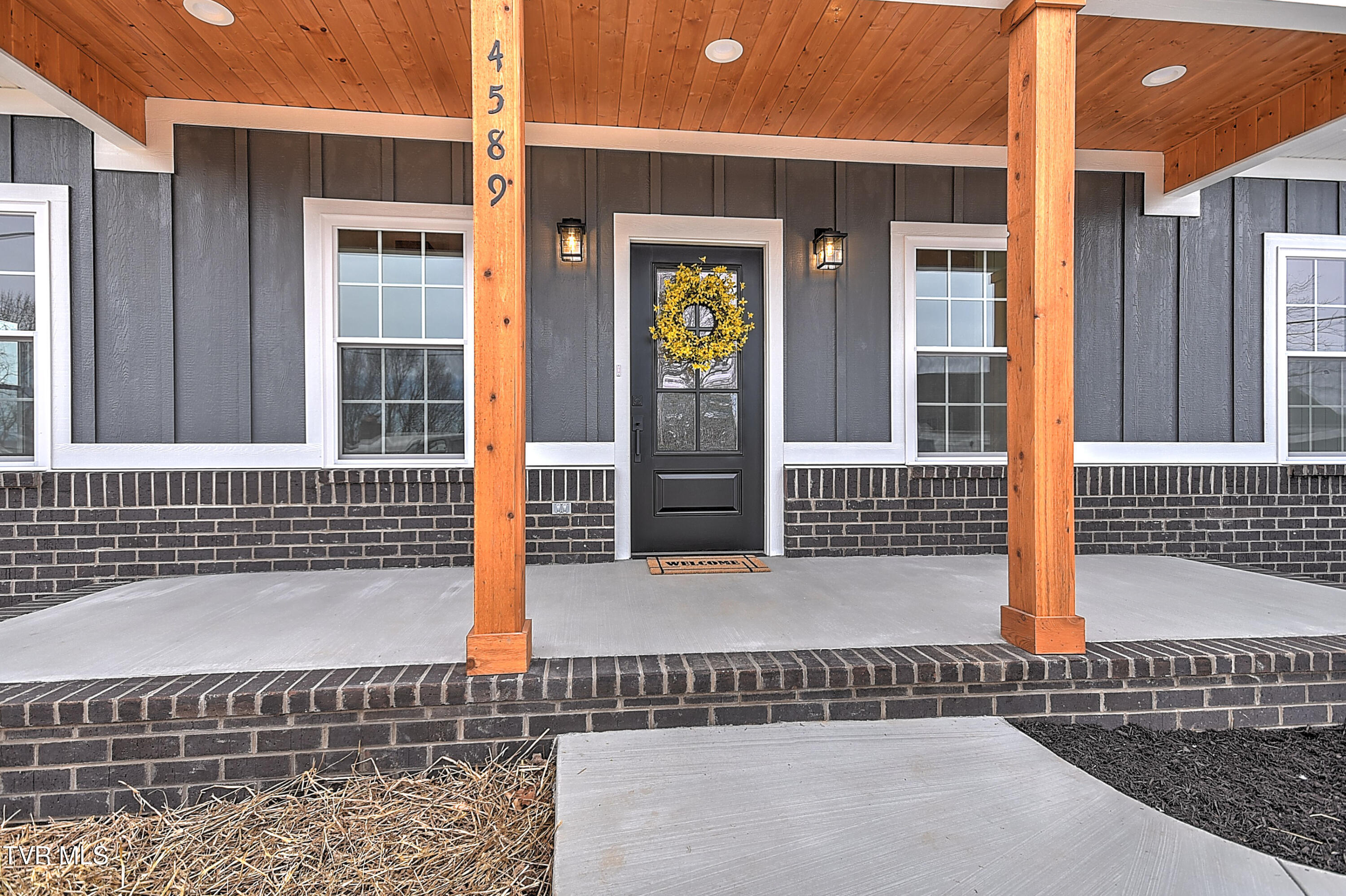 4589 Old Stage Road Kingsport, TN 37664 - Photo 3 of 59 4598 Old Stage SM-7