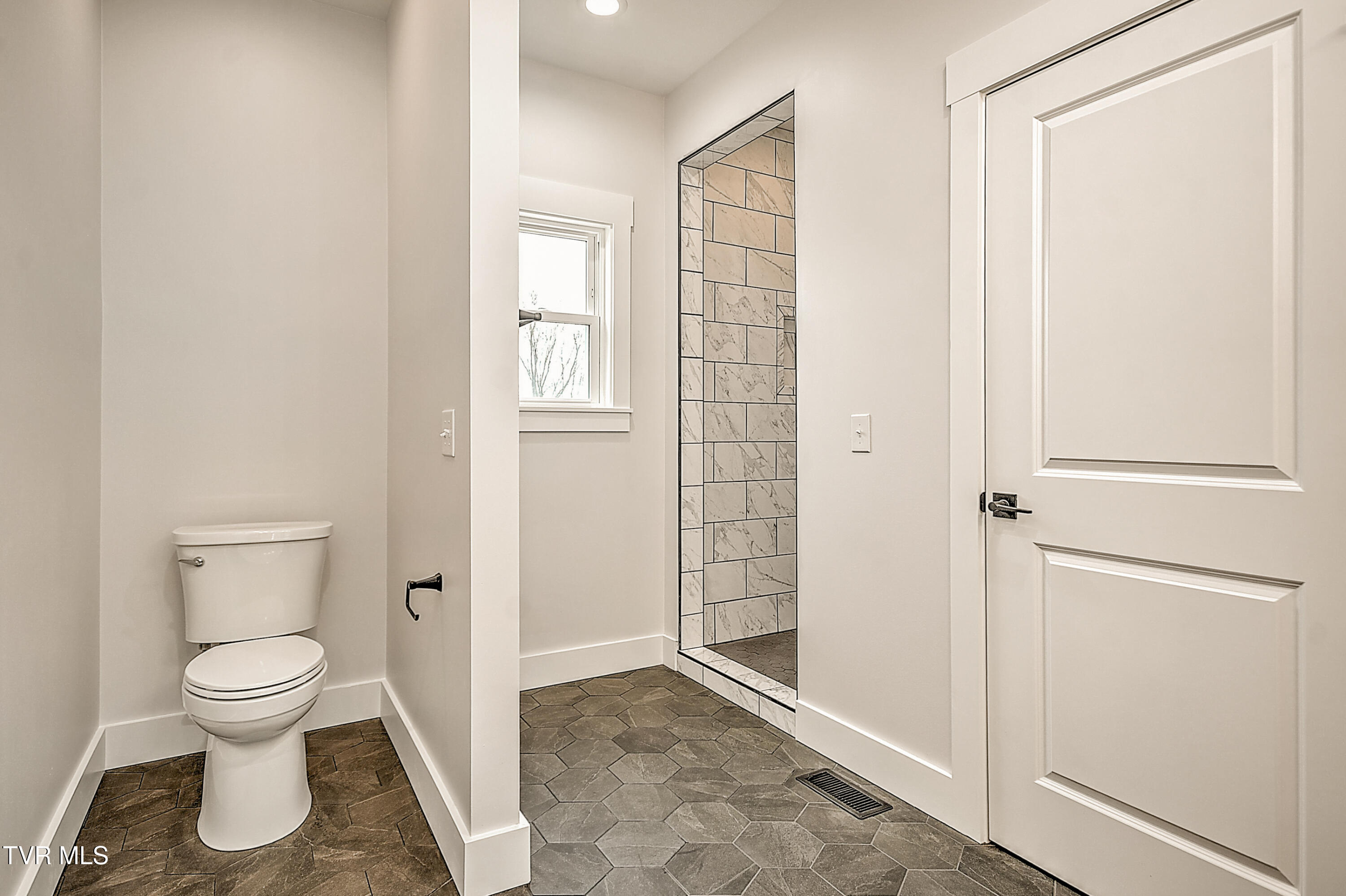 4589 Old Stage Road Kingsport, TN 37664 - Photo 33 of 59 4598 Old Stage SM-34