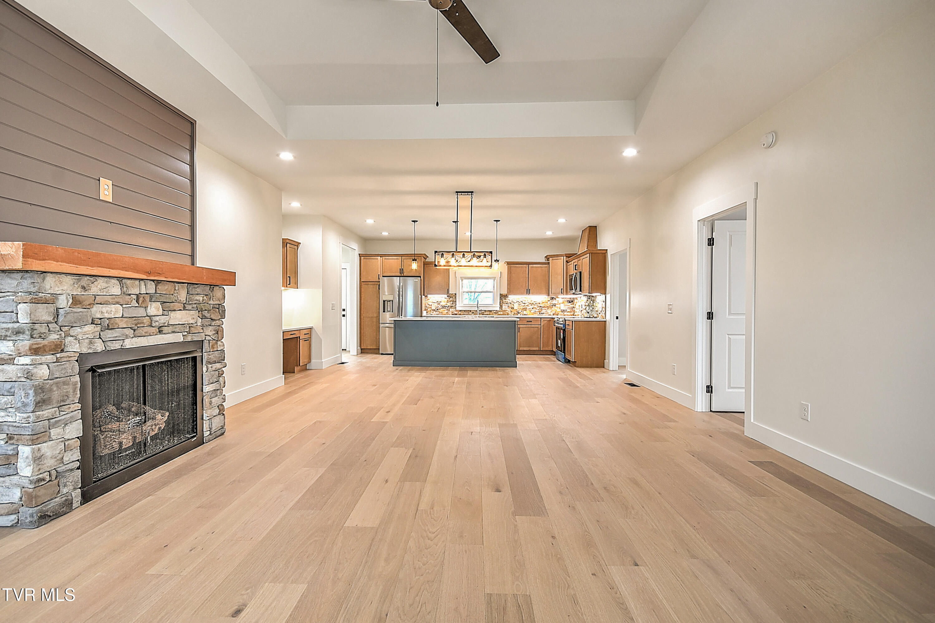4589 Old Stage Road Kingsport, TN 37664 - Photo 4 of 59 4598 Old Stage SM-21