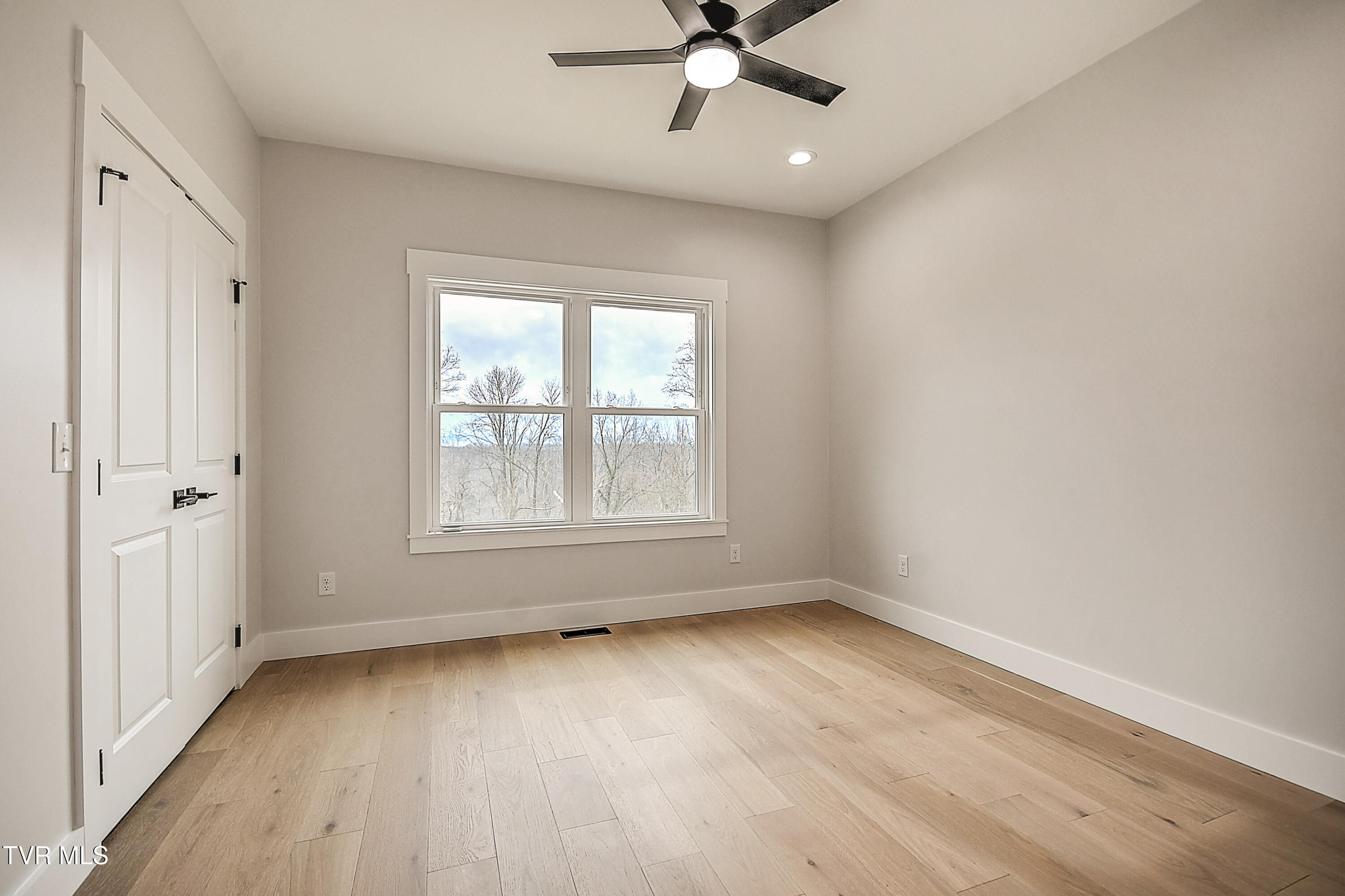 4589 Old Stage Road Kingsport, TN 37664 - Photo 44 of 59 4598 Old Stage SM-44