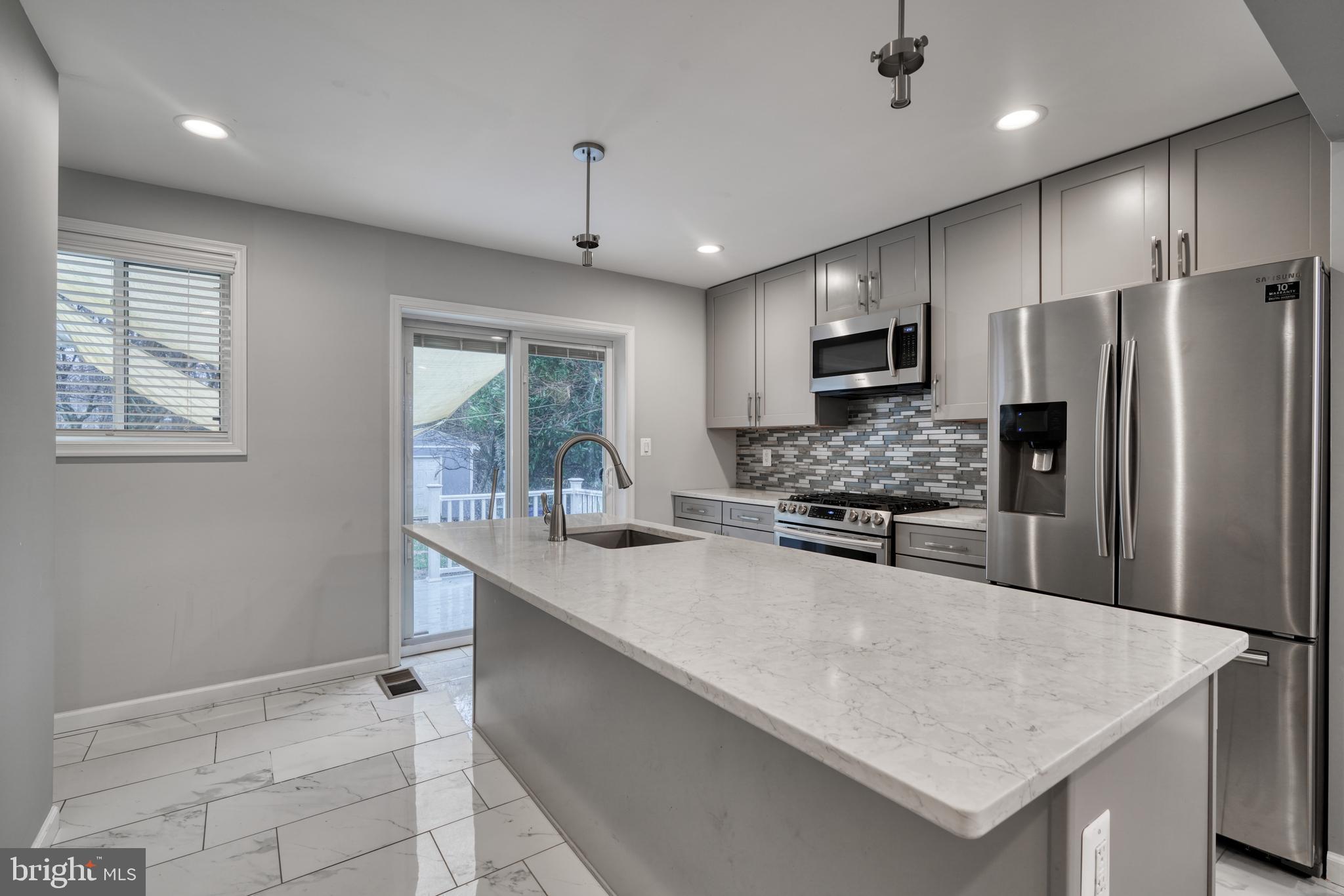 11410 Schuylkill Road Rockville, MD 20852 - Photo 15 of 69