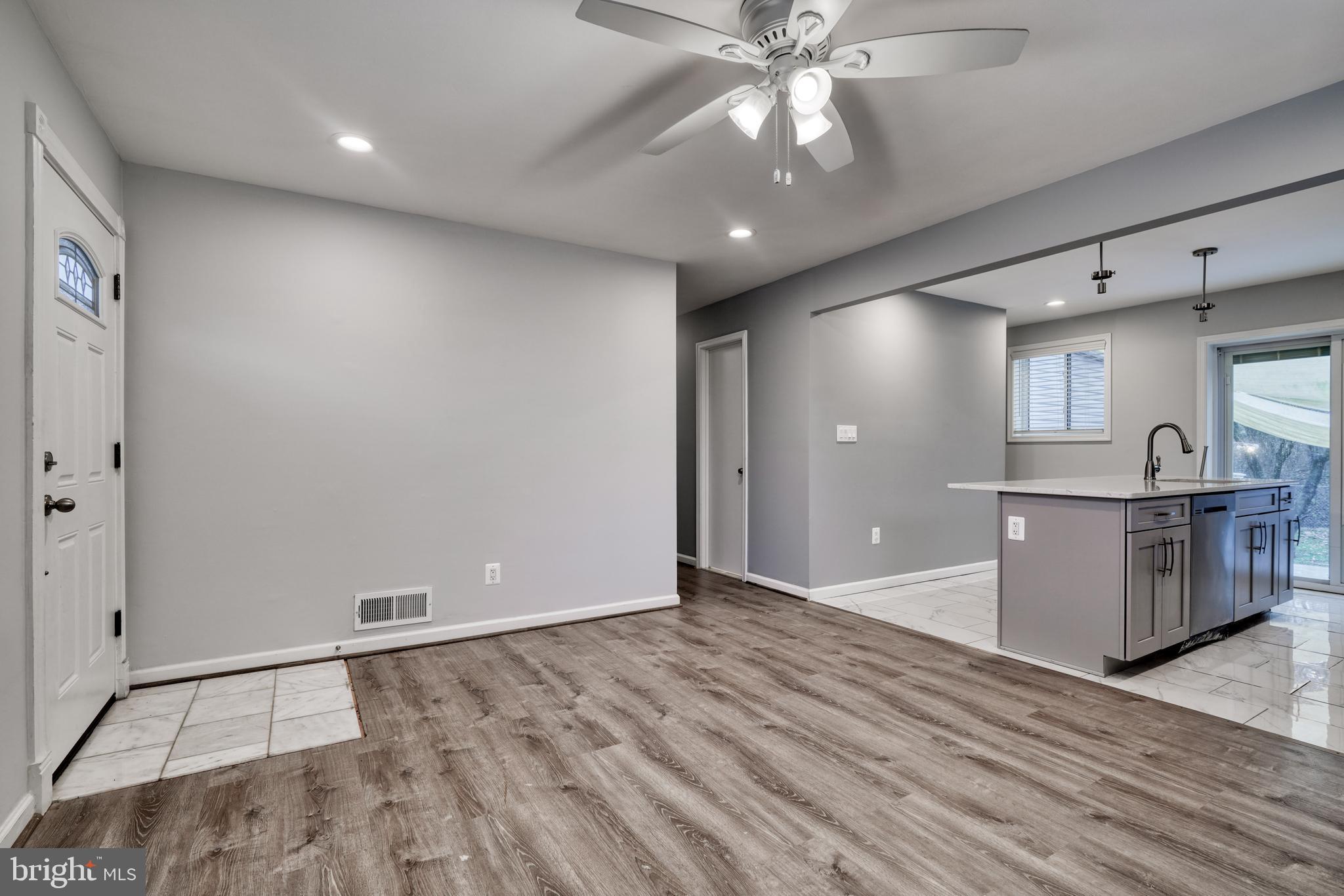 11410 Schuylkill Road Rockville, MD 20852 - Photo 7 of 69