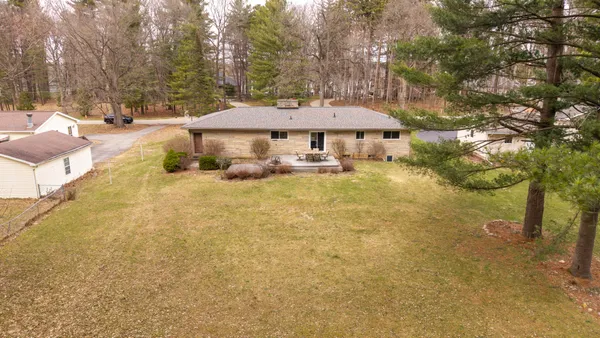 $300,000 | 5097 Merriman Road, Jackson, MI 49201