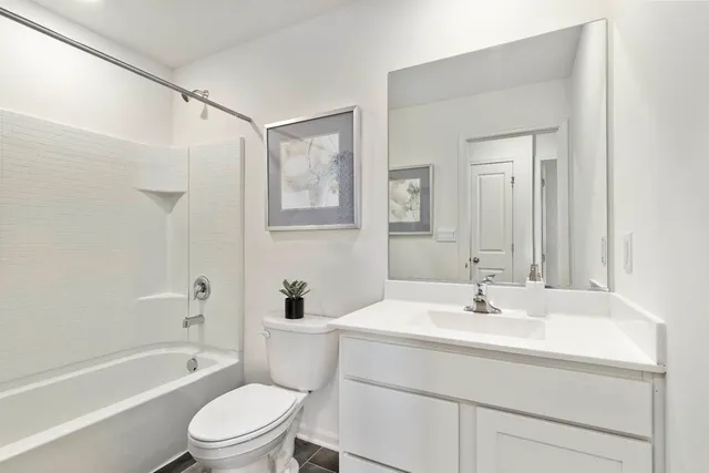 $349,990 | 1431 Oakfield Lane, Pingree Grove, IL 60140