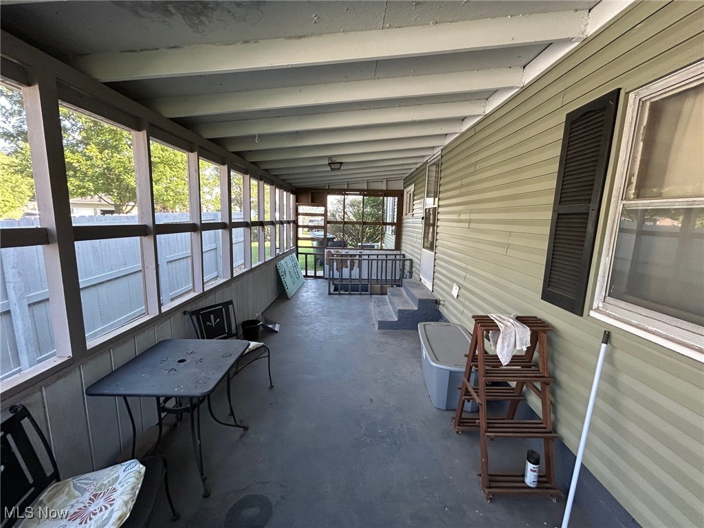 40 Masonic Park Road Marietta, OH 45750 - Photo 10 of 30 Screened Porch