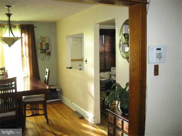 5346 Westford Road Philadelphia, PA 19120 - Photo 12 of 24 Dining Room