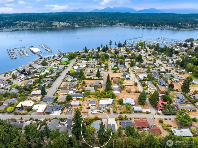 $799,000 | 18330 9th Avenue Northeast, Poulsbo, WA 98370