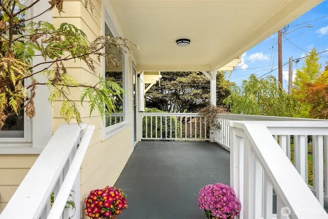 $799,000 | 18330 9th Avenue Northeast, Poulsbo, WA 98370