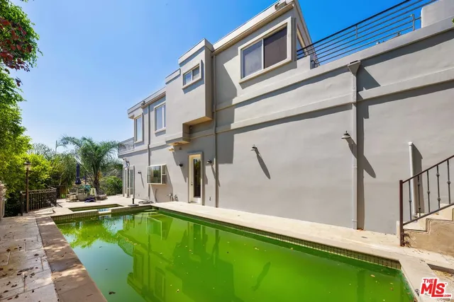 $16,500 | 1425 North Tigertail Road, Los Angeles, CA 90049