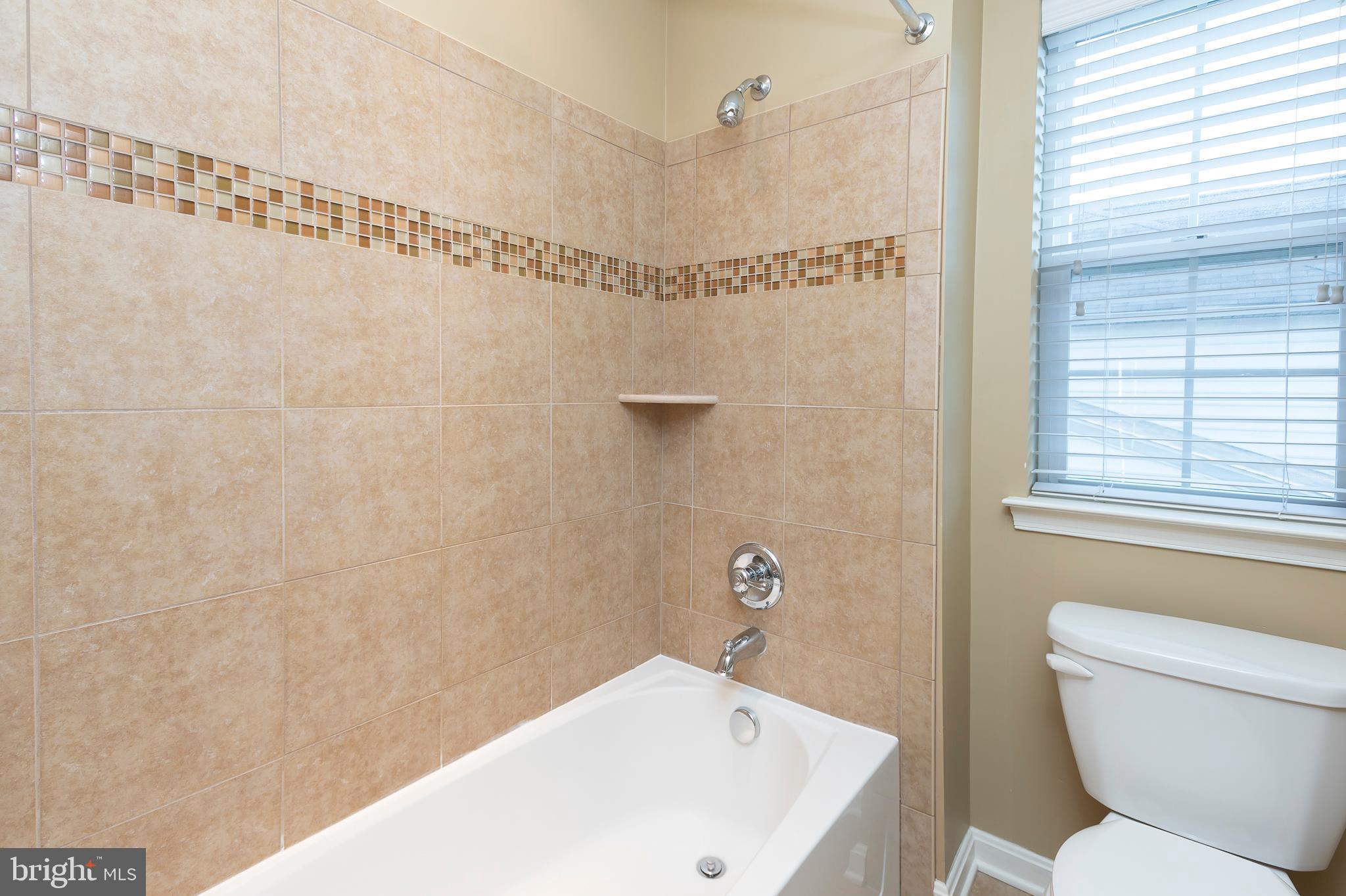 631 Old Waugh Chapel Road Odenton, MD 21113 - Photo 29 of 42 Bathroom 2 Tub