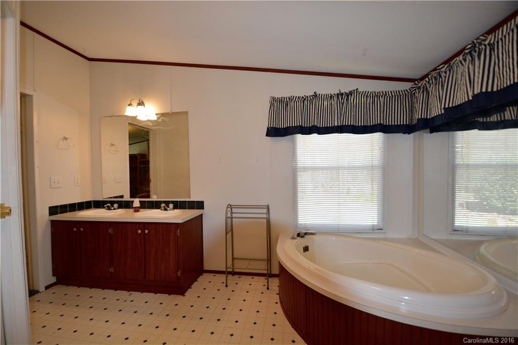 6300 Wright Road Kannapolis, NC 28081 - Photo 15 of 19