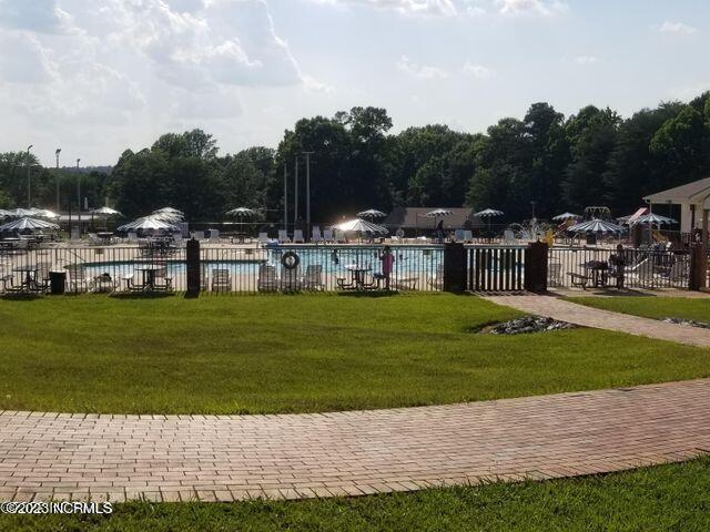 211 Baden View Road New London, NC 28127 - Photo 36 of 45 Swimming pool