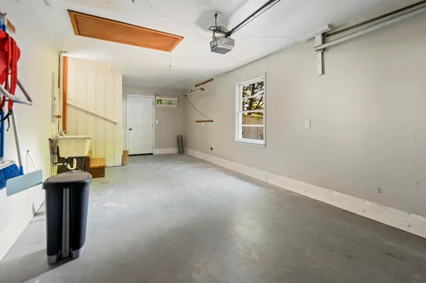 $2,775 | 1641 Falmouth Street, Charleston, SC 29407