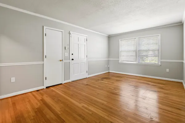 $2,775 | 1641 Falmouth Street, Charleston, SC 29407