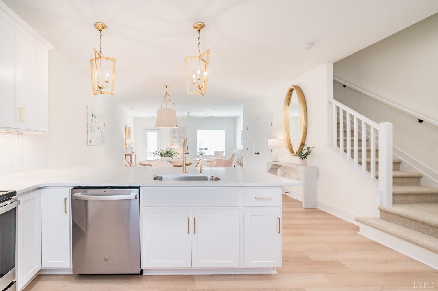 556 Leesville Road, Unit 1003 Lynchburg, VA 24502 - Photo 11 of 40