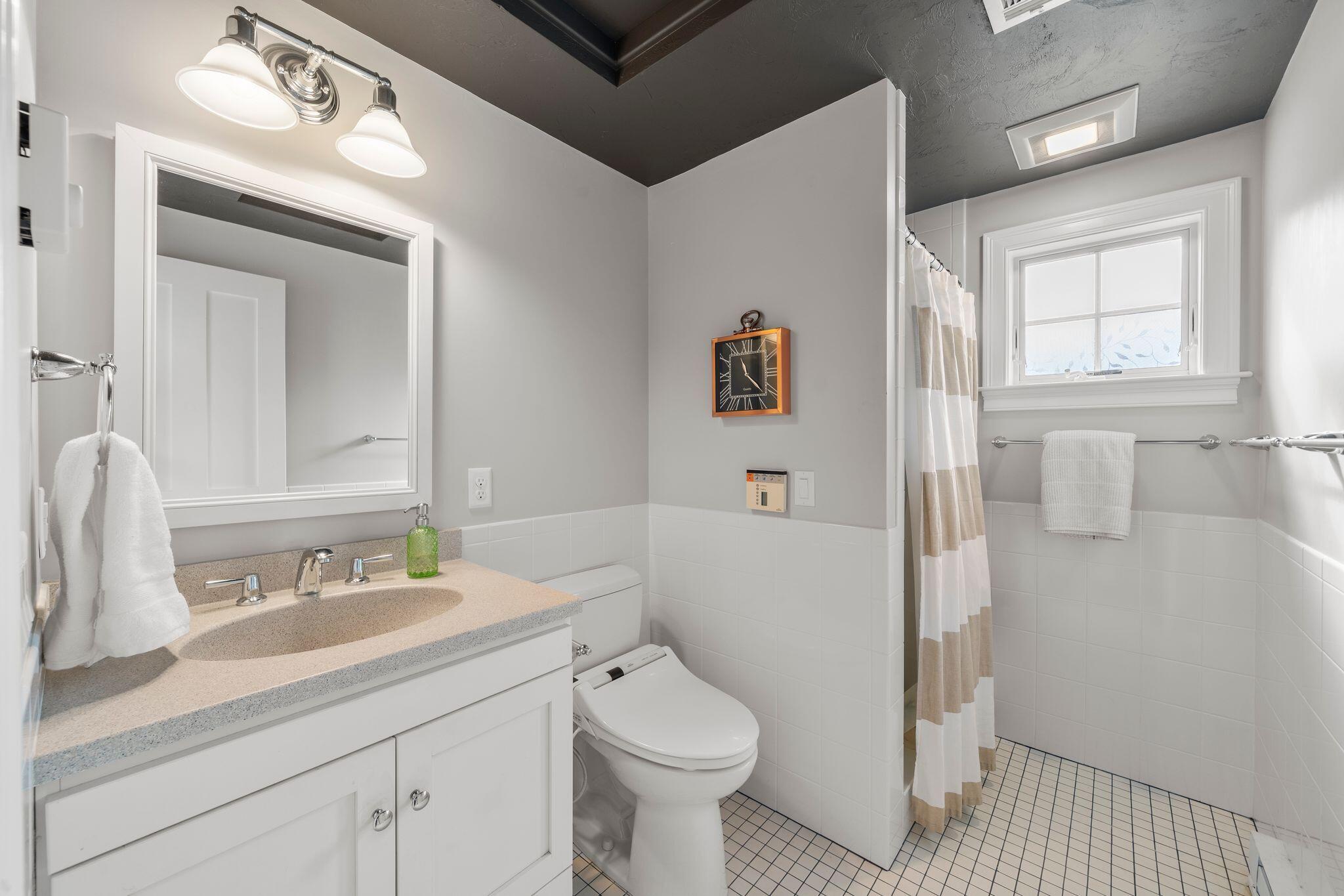 280 Harbor Point Road Barnstable, MA 02675 - Photo 13 of 23 19_DSC04453