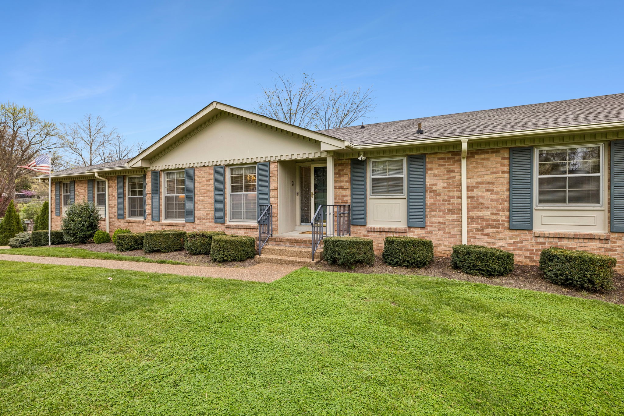 6211 Milbrook Road Brentwood, TN 37027 - Photo 3 of 32