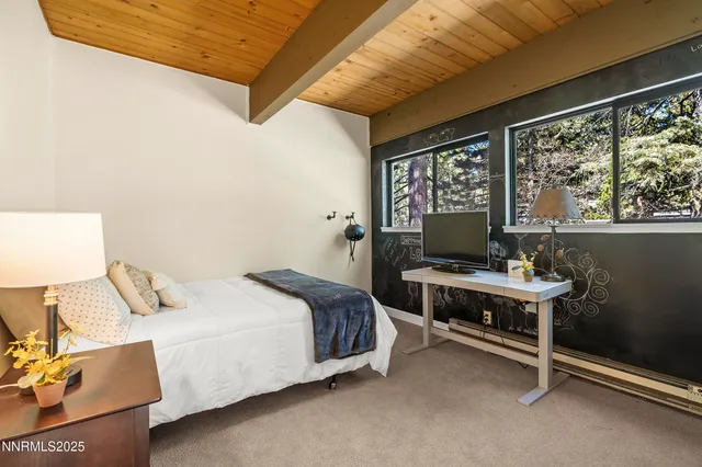 $1,395,000 | 123 Juanita Drive, Unit 17, Incline Village, NV 89451