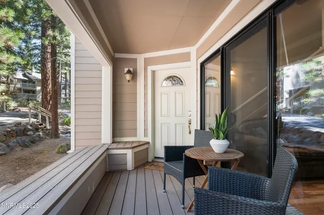 $1,395,000 | 123 Juanita Drive, Unit 17, Incline Village, NV 89451