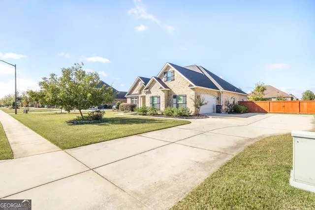 $465,000 | 219 Woodlands Boulevard, Kathleen, GA 31047