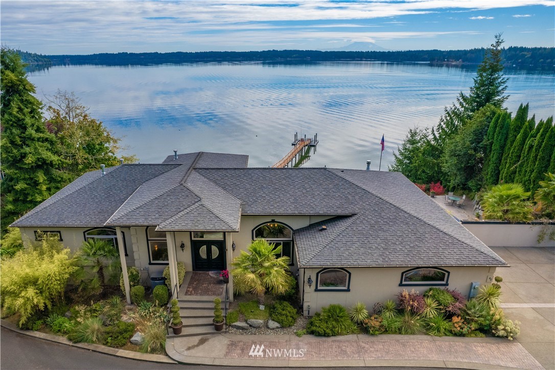 40 Southeast Beach Loop Road Shelton, WA 98584 - Photo 1 of 40 Gallery Image 1