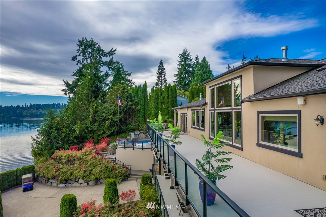40 Southeast Beach Loop Road Shelton, WA 98584 - Photo 7 of 40 Gallery Image 7