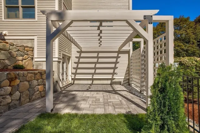 $2,249,000 | 4 Adams Street, Wakefield, MA 01880