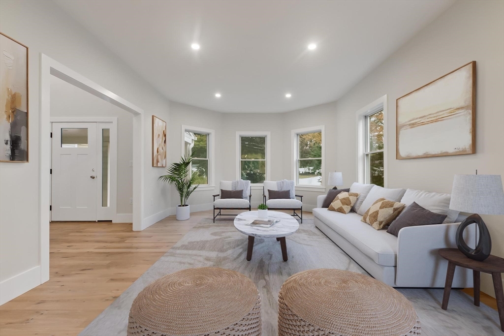 4 Adams Street Wakefield, MA 01880 - Photo 8 of 41