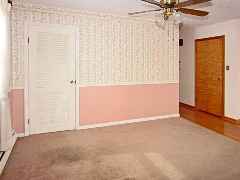 4033 Gambel Road Indianapolis, IN 46221 - Photo 7 of 21 Gallery Image 7