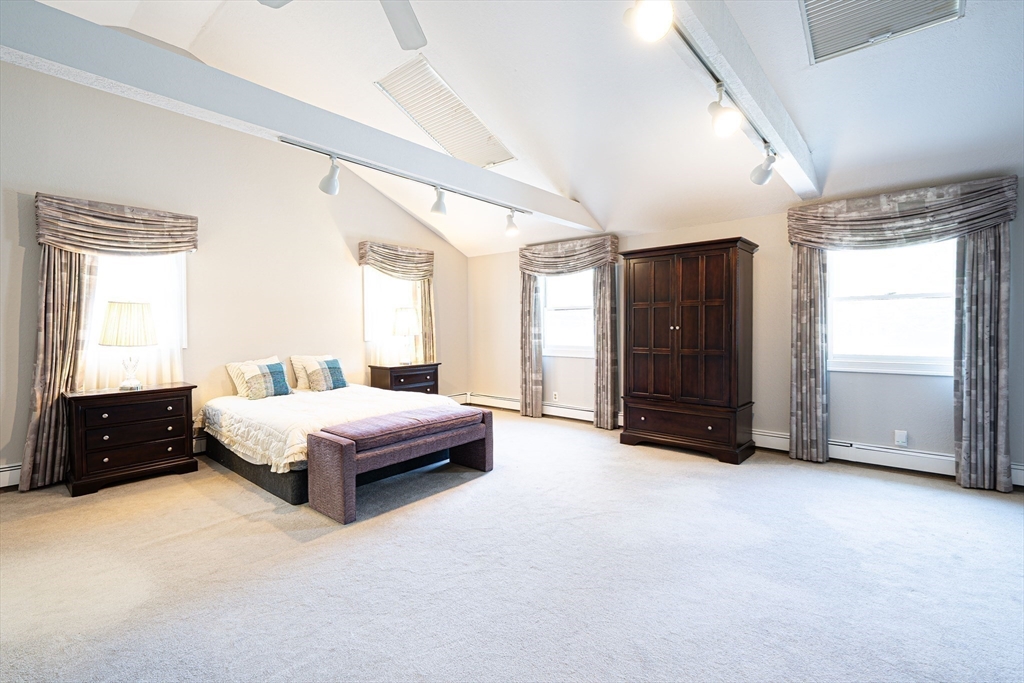 32 Eaton Road West Framingham, MA 01701 - Photo 19 of 31