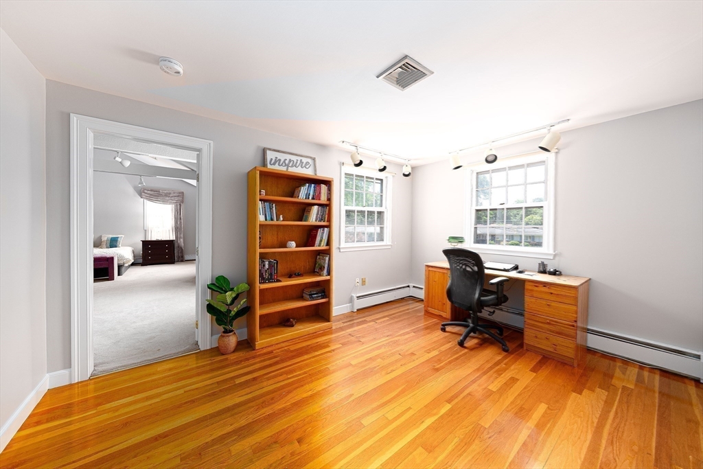 32 Eaton Road West Framingham, MA 01701 - Photo 22 of 31