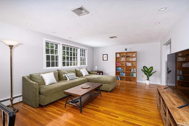 $895,000 | 32 Eaton Road West, Framingham, MA 01701