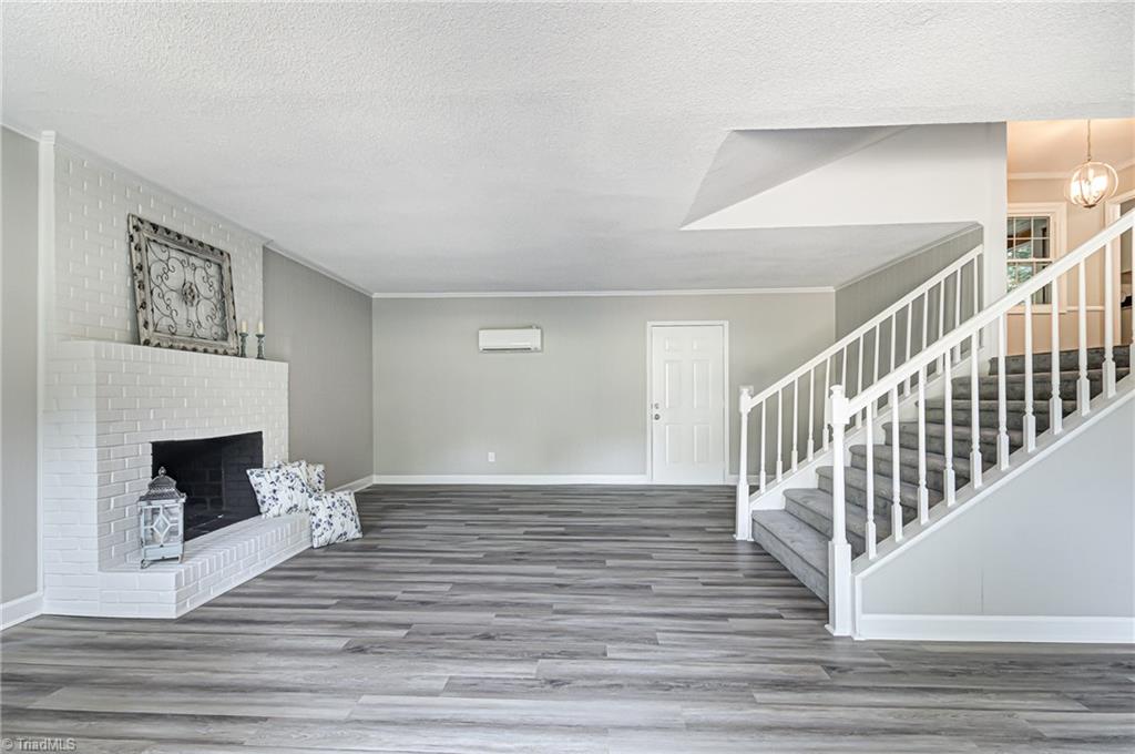 1811 River Dale Road Pfafftown, NC 27040 - Photo 10 of 30 Gallery Image 10
