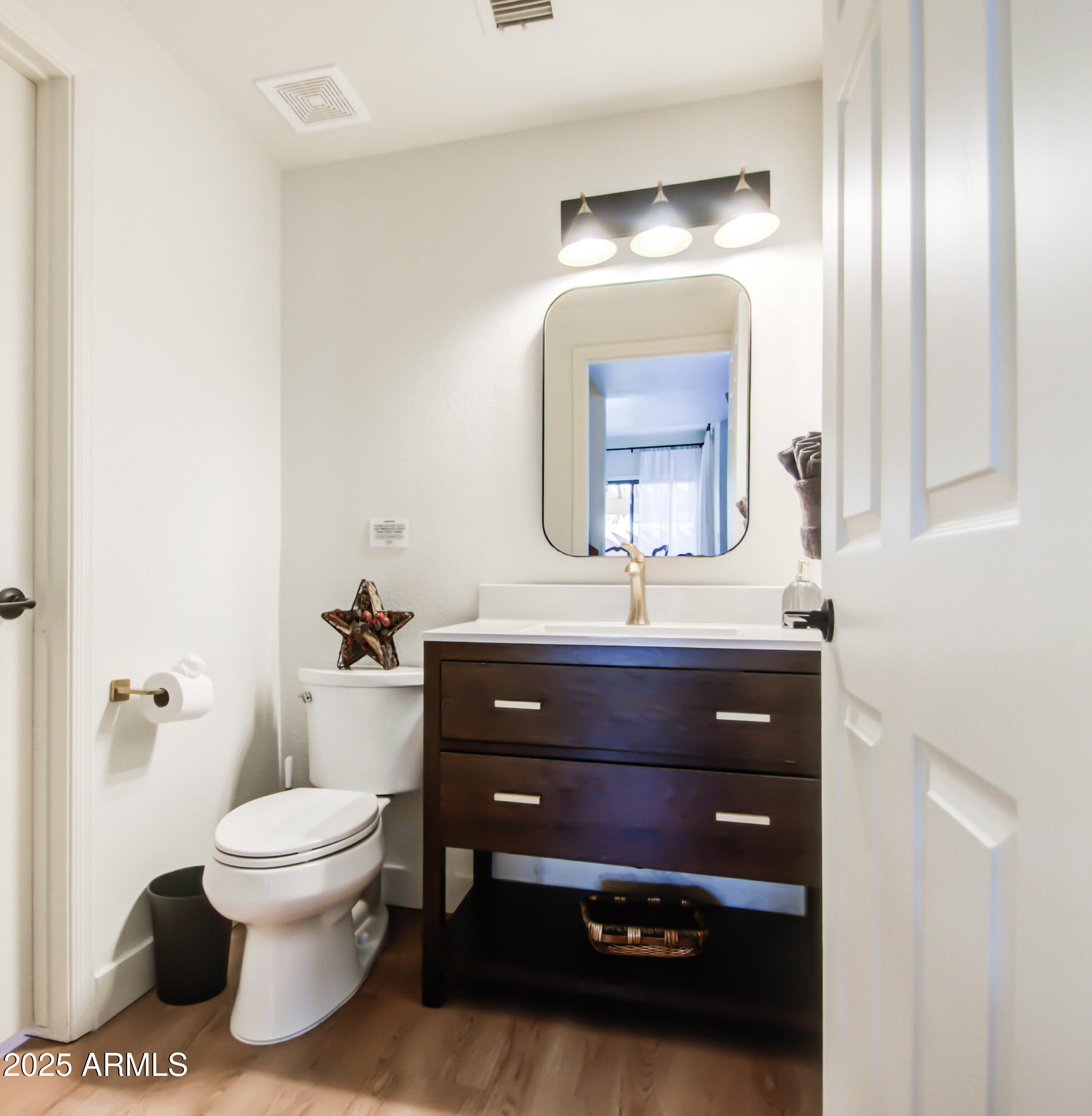 5640 East Bell Road, Unit 1010 Scottsdale, AZ 85254 - Photo 15 of 41 BATH 2 PIC 1