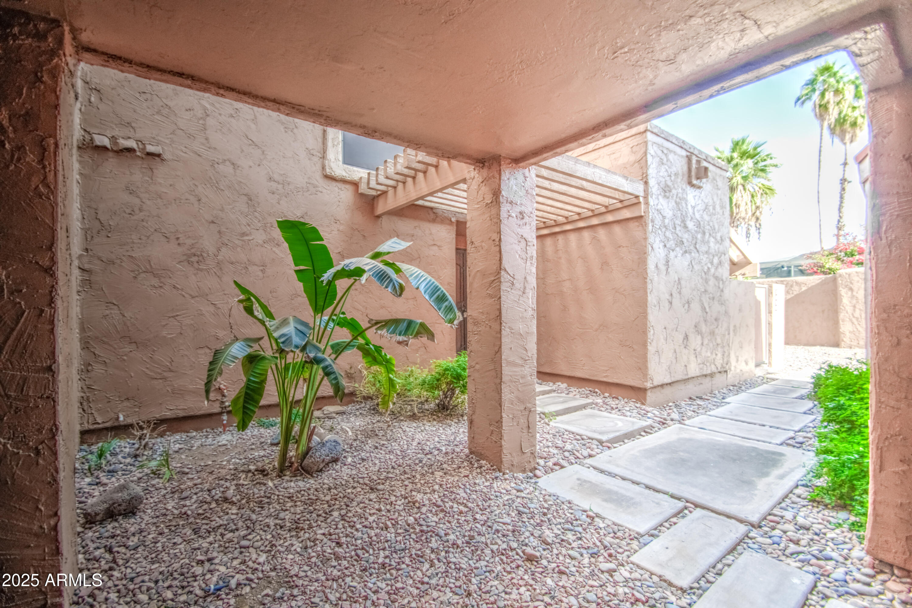5640 East Bell Road, Unit 1010 Scottsdale, AZ 85254 - Photo 2 of 41 FRONT 2