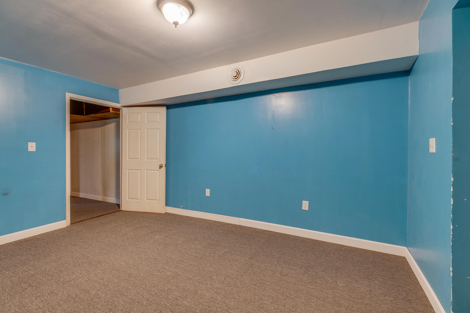 223 Hamilton Road Elizabethton, TN 37643 - Photo 33 of 45 034