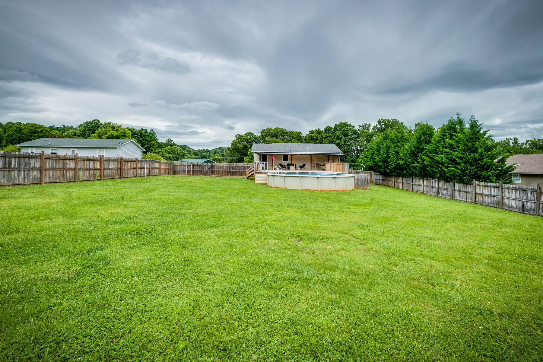 223 Hamilton Road Elizabethton, TN 37643 - Photo 43 of 45 040